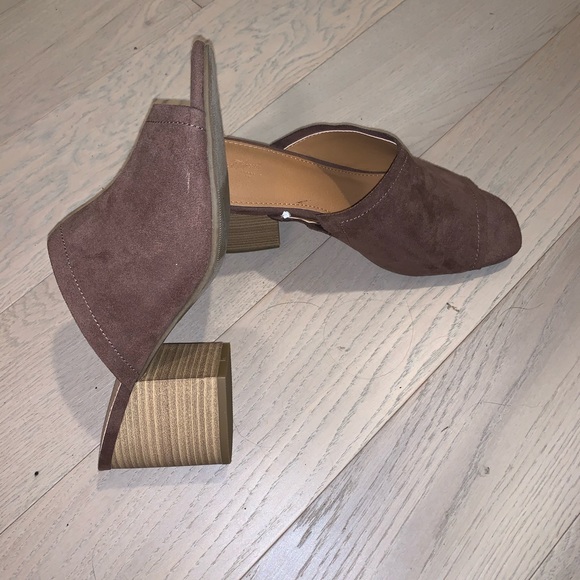 Brown Mule Sandals - Picture 5 of 5